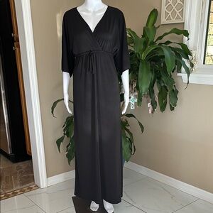 NWOT Venus Elegant Black tie waist dress